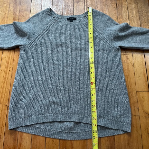 J. Crew Pullover Sweater Women’s Size S Gray Wool Long Sleeve Elbow Patch - Picture 5 of 7